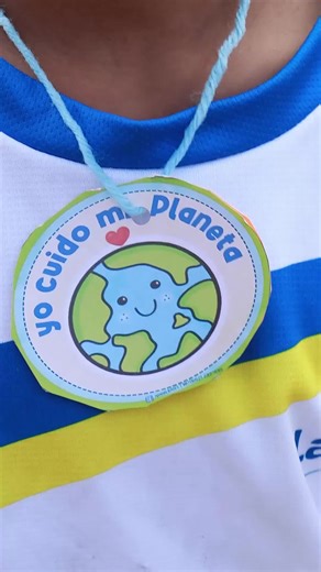 Día de la Tierra: Estudiantes de Tercer Grado en Acción