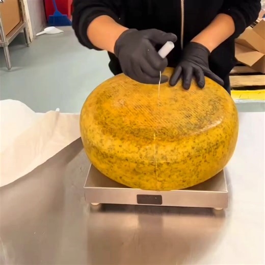 Cheese packing. #cheese #cheeselover #shorts #food #reels #trending #foodie | Cheesemandu