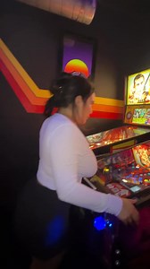 Beating the Demogorgons on the stranger things pinball machine. #pinball #strangerthings #gaming #game #stream | raqualrose