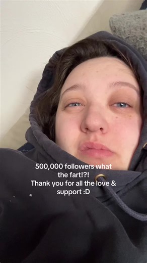 wowowowow I have a YouTube and Twitch if you wanna look at that too!!!!!! thank u thank u