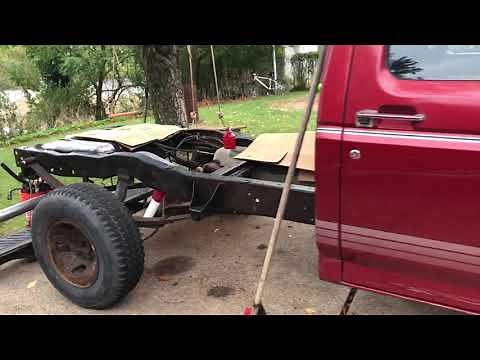 Remove a Ford truck bed by yourself, here’s how