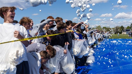 See students battle with thousands of marshmallows