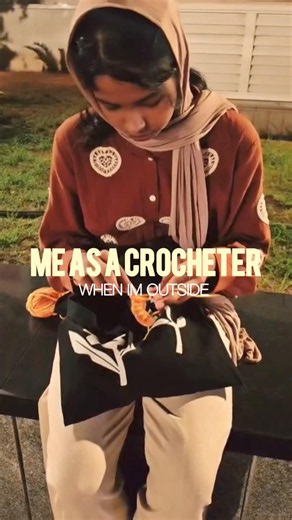 Me as a crocheter when im outside😆