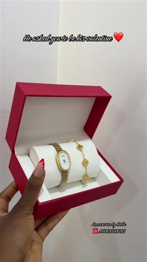 Roses are red, jewelry is forever. Be my Valentine? 💝 Price: 28000 only Comes in a box 📦 Location: Yaba, lagos. #valentine #jewelrybox #accessoriesbybella #onlinejewelrystore