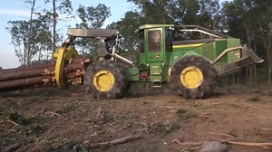 40K views · 901 reactions | The L series of skidders and wheeled feller bunchers are the game change for John Deere | Forestry Equipment in Action | Facebook