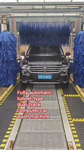 Fully automatic tunnel-type dual-track computer car wash machine #carwashing #carwash #buswashing