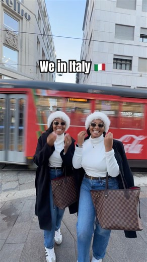 We are in Italy 🇮🇹 #centtwinz #travel #Italy