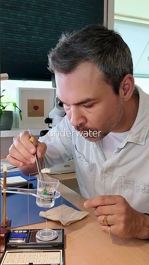 Testing a green chalcedony gemstone / Gemology