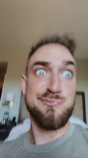 Elmo Acting Sus - Who Can't Get This Out of Their Head?