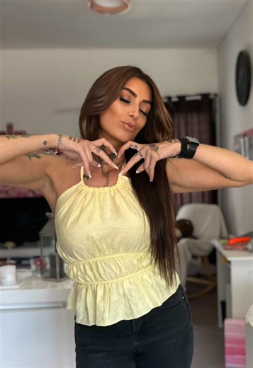 Niska's New Music Release in 4/4/2 Style