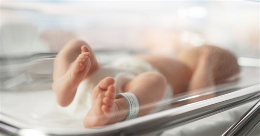 Mom says she cuddled the wrong baby for hours after her newborn was swapped at birth