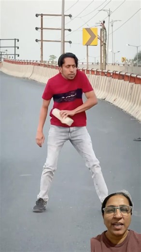 🌟Duckling saves seriously injured cat🐥#DuckRescue #CuteAnimals #AnimalRescue