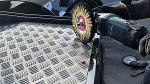 アルミホイールを輝かせる3ステップ磨き法