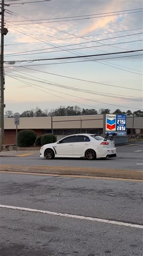 I spotted a modified Mitsubishi Lancer Evo on the road and it looked nice #shorts