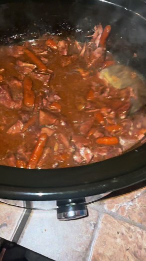 Best Roast Recipe Hands down #stalekracker #louisiana #roast #crokpot #helpblowthisup #trending #trend #getthisto5okviews #fypシ゚viral @Stalekracker @Ralphthebaker @blazingstarbbq @Cooking with Cajun