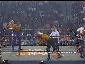 【高糊画质】1998年罗德曼与马龙在wcw联盟美式摔角场上