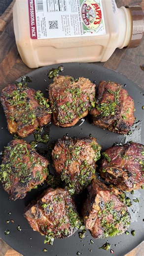 Grilled garlic herb lamb loin chops with @Pappy’s Fine Foods prime rib rub . Check out Pappys seasoning via link in my bio It’s packed with full of flavor.