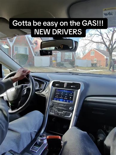 Too much gas! #mrroadready #tiktoklearningcampaign #edutok #DrivingLesson #newdriver