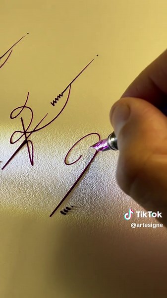 How to sign the letter R?