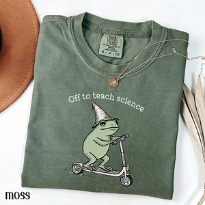 Comfort Colors Science Teacher Shirt Science Teacher Tshirt Back to School Tee Funny Frog off to Teach Science Teacher Appreciation Tee - Etsy