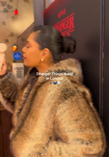 FREE scavenger hunt around Oxford Street !! Collect all your freebies 📺 So worth it of your're a Stranger Things fan x Comment ‘Hawkins' and I’ll send you the link to start your quest 🔍 📍Oxford Street, London ⏱️ 11:11am 📆 Until 23rd November #london #freethingstodoninlondon #oxfordstreet #strangerthings #netflixuk @hmv Oxford Street @Primark @O2-UK @Pull&Bear @size? @Benetton