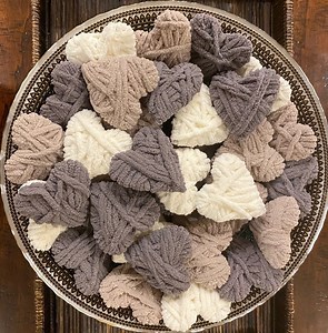 Handmade Yarn Heart Bowl Fillers – Cozy Farmhouse Décor, Valentine's Day Decoration, Tiered Tray Accents - Etsy