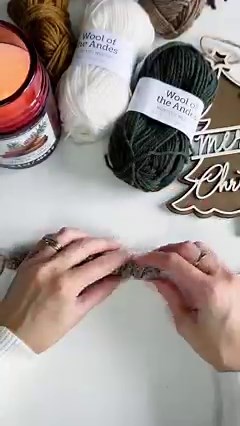 35K views · 503 reactions | Quick and Easy Mini Wreath Tutorial ...