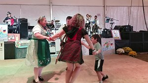 2.1K views · 33 reactions | Rise and shine and Chicken Dance! The 40th Linde Oktoberfest starts tonight. #TulsaOktoberfest | Tulsa Oktoberfest | Facebook