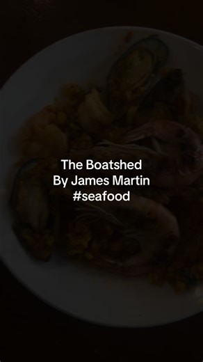 Delicious Homemade Seafood Paella Recipe