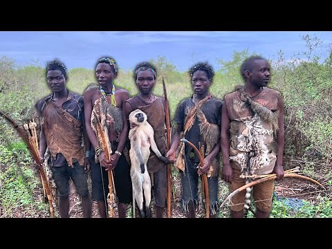 CAÇANDO para SOBREVIVER com os Hadzas (documentário completo)