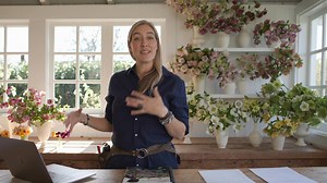 Today, I wanted to share more about what’s included in our new Flower Arranging Workshop and why we designed it the way we did. If you would like to peek inside the pages of the course book, explore the different resources, and take a short tour inside the course to see how it’s laid out and organized, this video is for you. Registration for Floret’s Flower Arranging Workshop will be open through the end of this week. | Floret Flower Farm