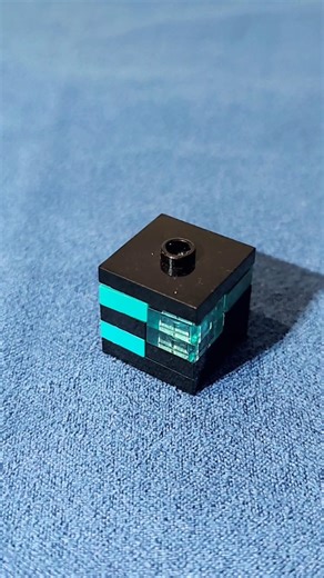 Lego Minecraft Diamond ore
