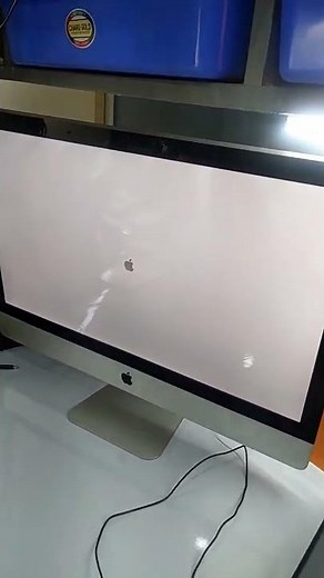 Display screen issue in Apple iMac - 27 inch | white display problem after start
