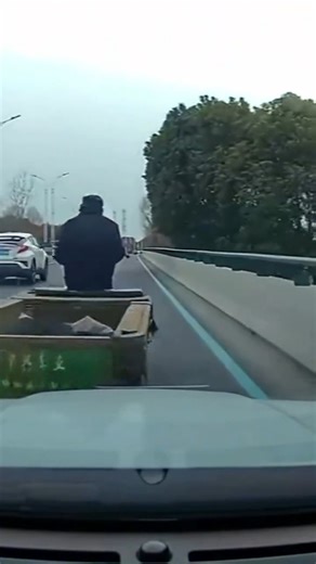 1.7K views | “Who Actually Caused This Crash? Let’s Break It Down.” Every collision tells a story — and I decode the footage, the law, and the liability so you know who’s truly responsible. #CarAccidentAnalysis #CrashBreakdown #AccidentReconstruction #LegalInsight #InjuryLaw #RoadSafety #KnowYourRights #PersonalInjuryLawyer #LiabilityExplained #JusticeForVictims | Injury Assistance Network | Facebook