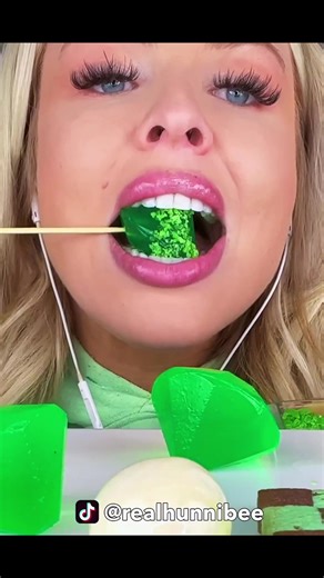 Can you tell I really like the color Green?💚