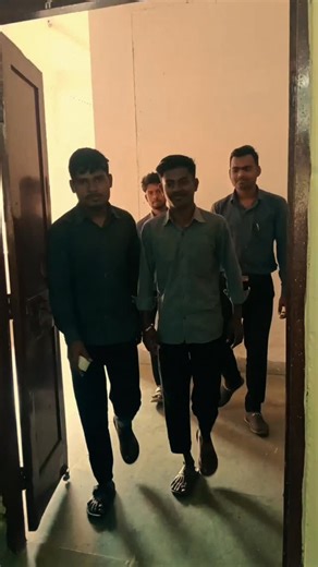 ITI vAle on Instagram: "Replacing motar starter and marking system operating from two sides with two switches.....................🛠️🪛⚡ɪɴsᴛᴀʀᴇᴇʟs instagood instagram ᴛʀᴇᴀɴᴅɪɴɢ . . . . . . . . . . . . . . . #reels #reelsinstagram #reelitfeelit #instareels #viralreels viral trending explore explorepage"