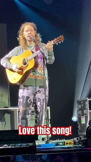 Billy Strings - Oh the Wing & Rain