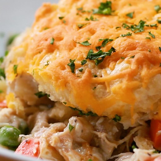 Cheddar Biscuit Chicken Pot Pie Recipe by Tasty