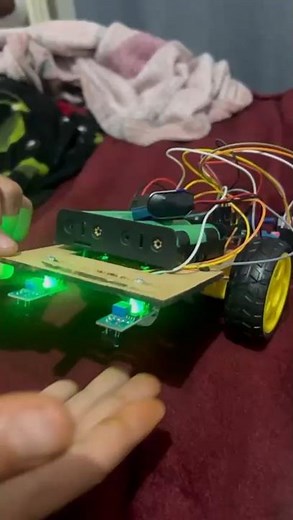 Robot seguidor de linea con Arduino