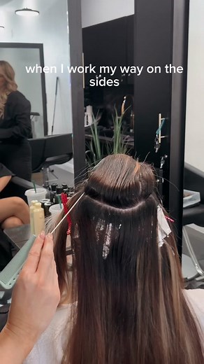 PART TWO🤍 #blondingtechniques #blonding #highlighttechnique #highlights #hairtok #hairstylistsoftiktok #hairtutorial #haireducation #haireducator #chunkyhighlights #chunkyhighlightstutorial #highlightstutorial #hairstylist #ochair #ochairsalon #ochairstylist