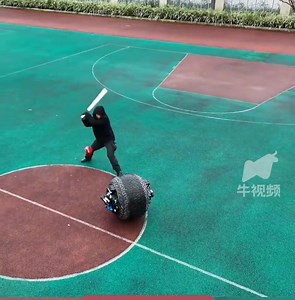 6.4K views · 70 reactions | Training with #robot, fighting with #robot, new training methods for Chinese SWAT.‍♂️VS.烙 | CHINA MFA Spokesperson 中国外交部发言人 | Facebook