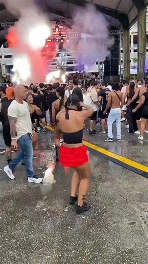 ATOMICA 😈🔊 #techno #technomusic #electronicmusic #dancemusic #dancer #sarro