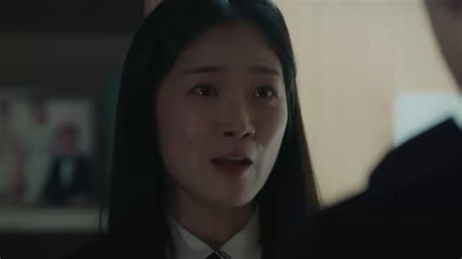 A moment where everything fits together so perfectly, mother and daughter sweeping Best Actress and Best New Actress at the Baeksang“Talent runs in the blood", but this isn’t about bloodThe way Kim Hyeyoon and Yum Jungah connect on screen still beyond me