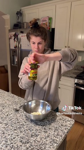 Delicious Double Cheeseburgers with Spicy Ranch