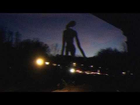 Dancin (KRONO remix) with unsettling images