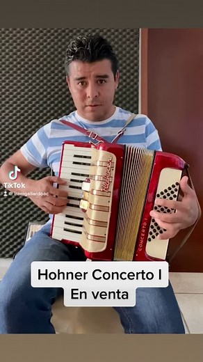 Acordeón Hohner Concerto I en venta. $19,500 MXN. WhatsApp: 55 9165 1077 | Iram Gallardo