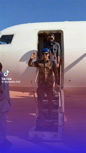 soomli asal soomai (@qaasifoosi)’s videos with original sound - Sky Media 252