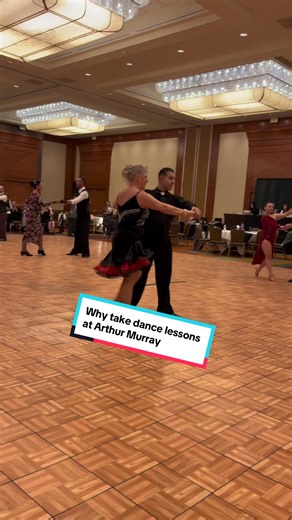 If you’ve been thinking about taking dance classes, heres 10 things you’ll always be missing out on unless you take lessons at Arthur Murray. People too often try to learn partner dancing online. Its our worse nightmare as dance teachers. Dancing like this isn’t learned on a screen. It’s taught in a personalized manor by an Arthur Murray professional. #arthurmurraytaughtmedancinginahurry #arthurmurraylifestyle #arthurmurraypugetsound #ballroomdance #ballroomdancing #partnerdance Featuring out aw