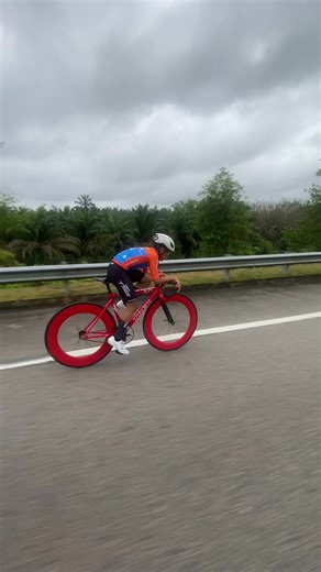 Exploring Fixed Gear Cycling with Trek Bikes