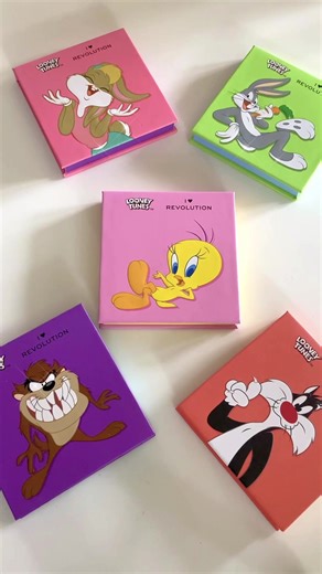 I Heart Revolution Looney Tunes Mini Palette Review